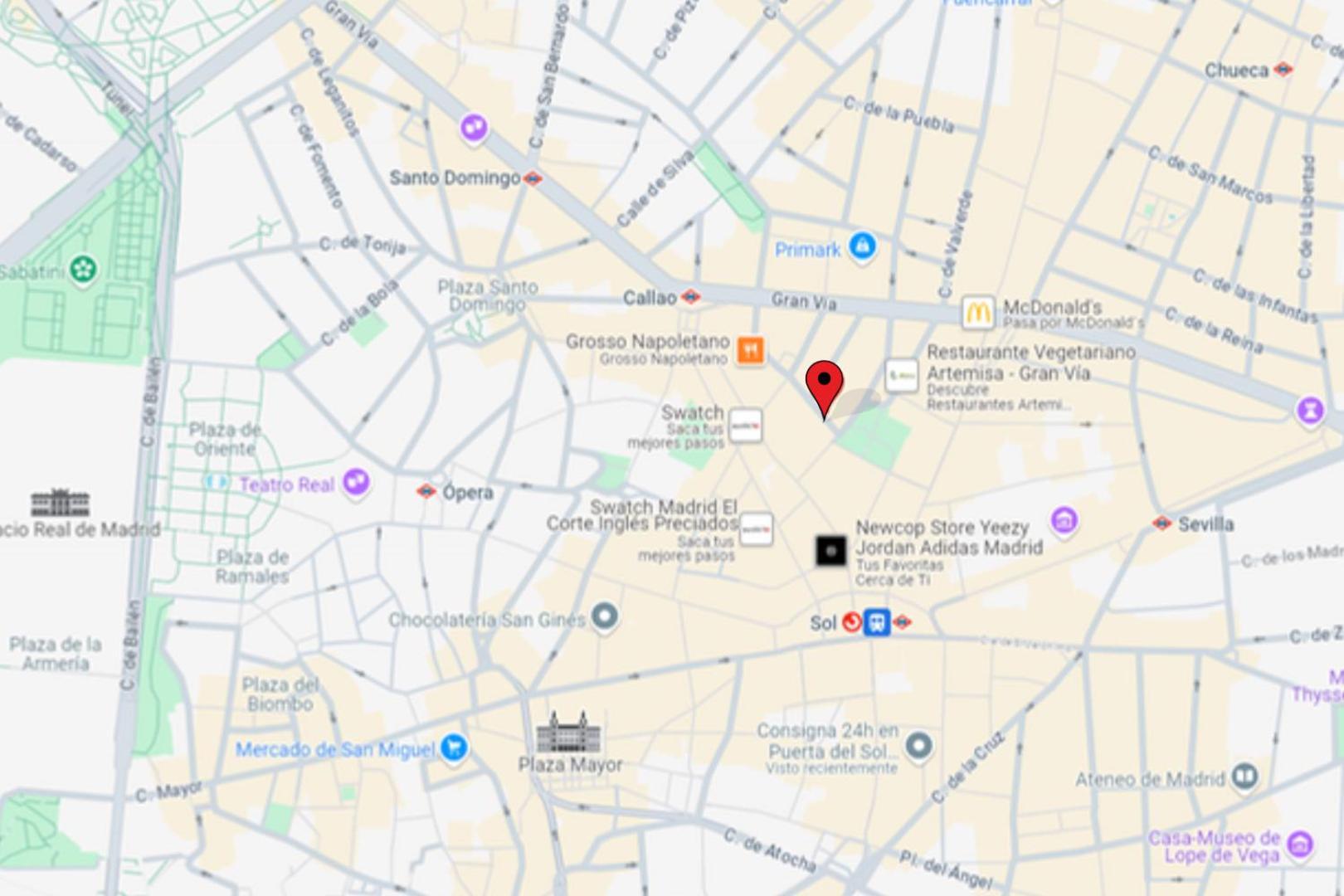 Cozy Y Centrico Apt Para 6Pax En Plaza Del Carmen E2 Madrid Exterior photo